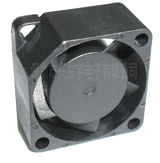 【微型橫流風扇】‘老虎頭上的虱子’四兩撥千斤。